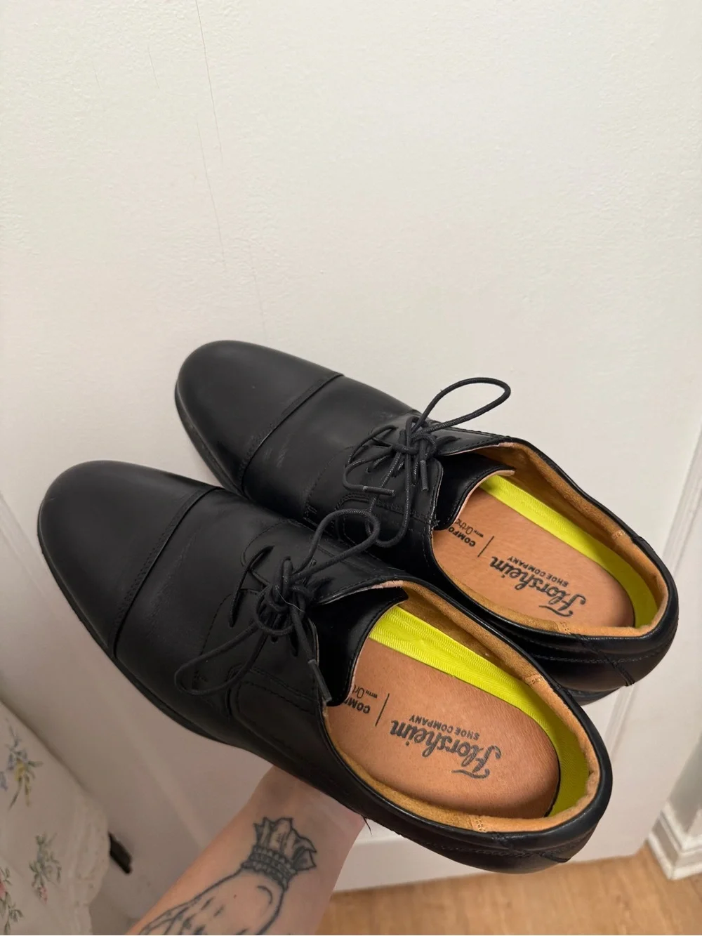 Johnston & Murphy Black Leather Cap-Toe Oxfords